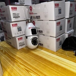Quality Double Camera Lenses WiFi-Only PTZ Bulb Camera